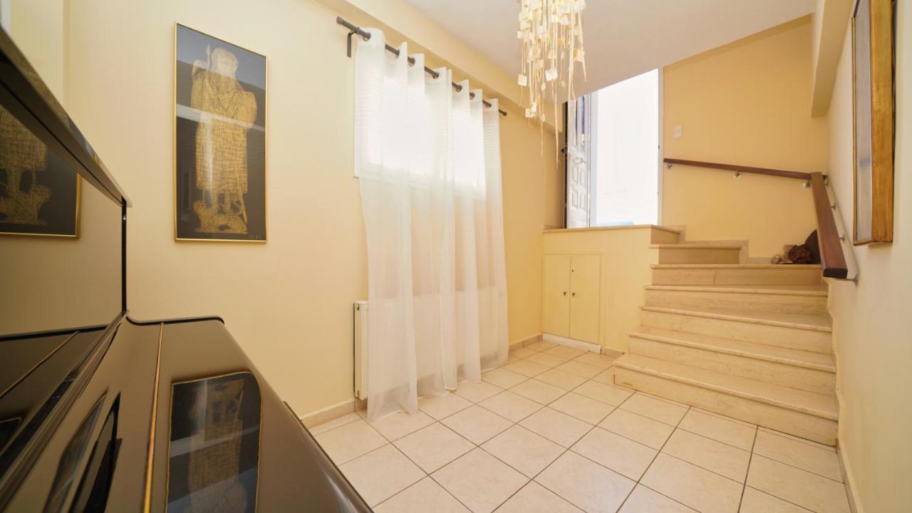 Tzofa'S Apartment Ermioni Bagian luar foto